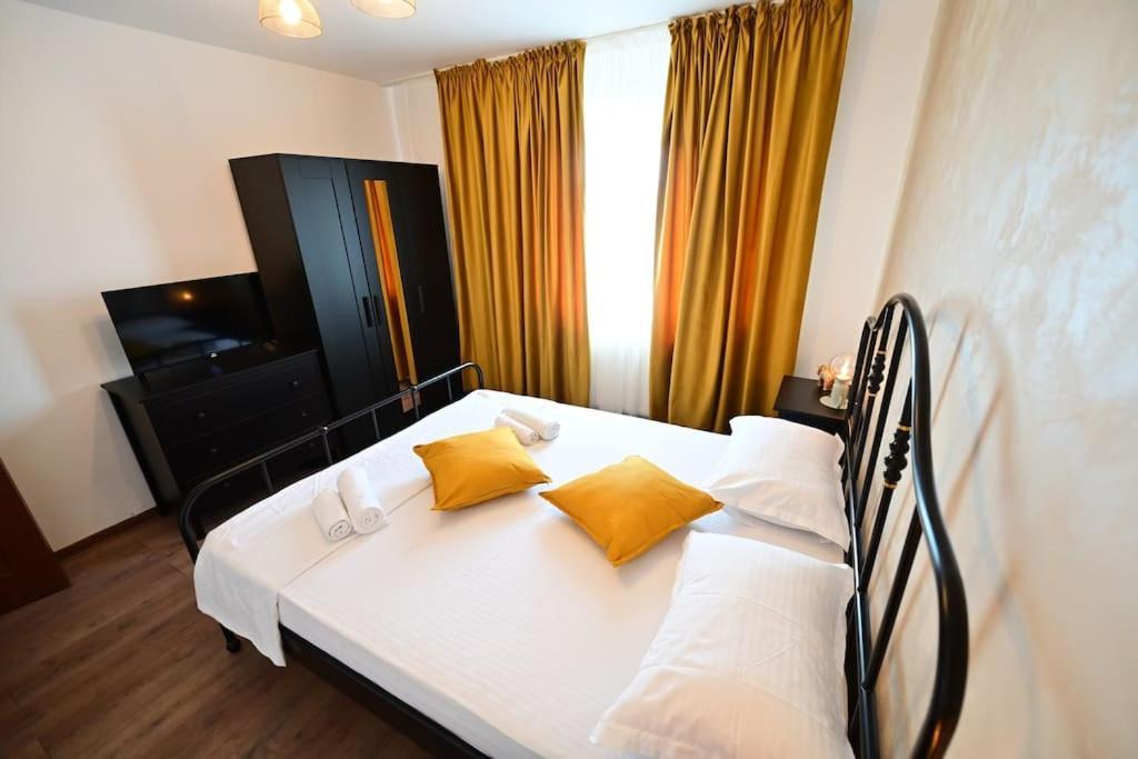 Flh - Apartament Damar Sibiu Ngoại thất bức ảnh