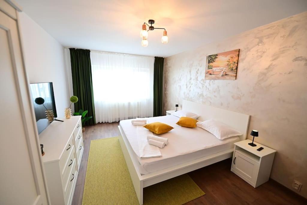Flh - Apartament Damar Sibiu Ngoại thất bức ảnh